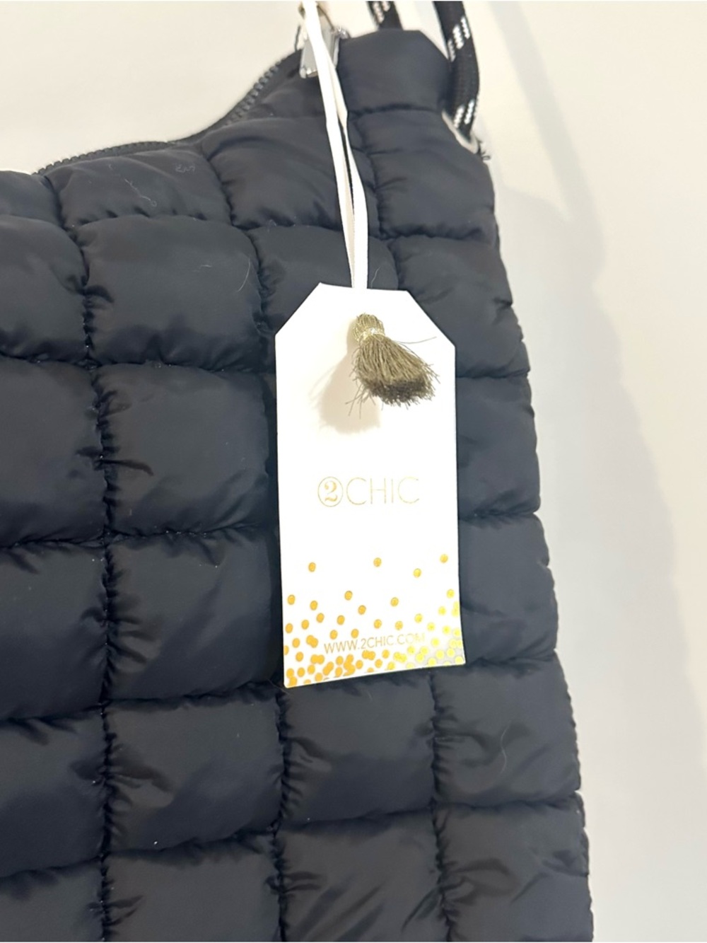 NWT 2CHIC Black Quilted Puffer Shoulder Bag w/ Rope Strap - Picture 7 of 10